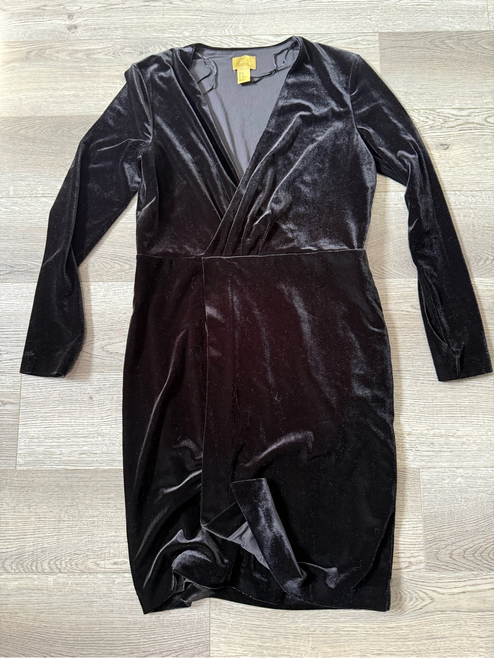 H&M NYE Gold Collection - Black Velvet Wrap Dress - Classic Long Sleeve